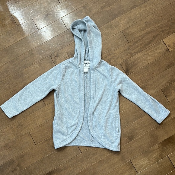 Kids mid-weight cardigan. Size 7. GUC. - Picture 1 of 4